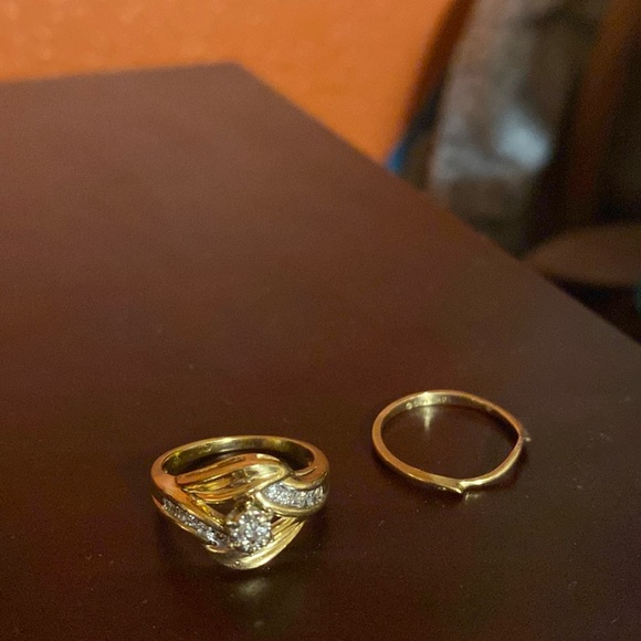 Wedding ring set - Picture 1 of 2